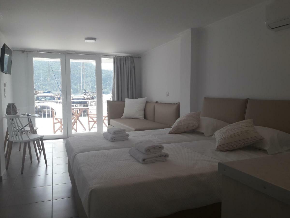Casa Del Mare Leilighet Vlikhón Eksteriør bilde
